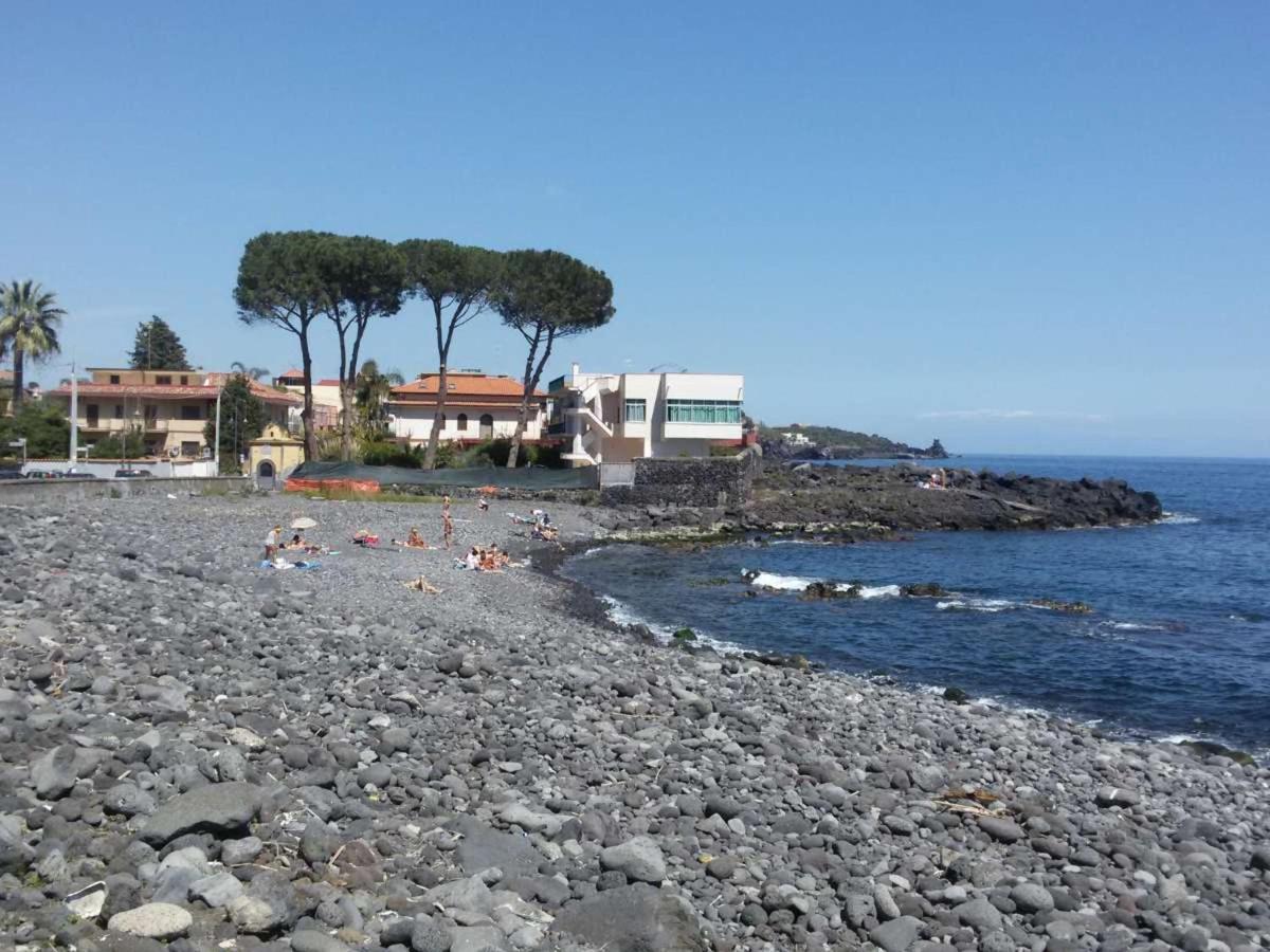 Tuttifrutti Holiday Acireale Bagian luar foto