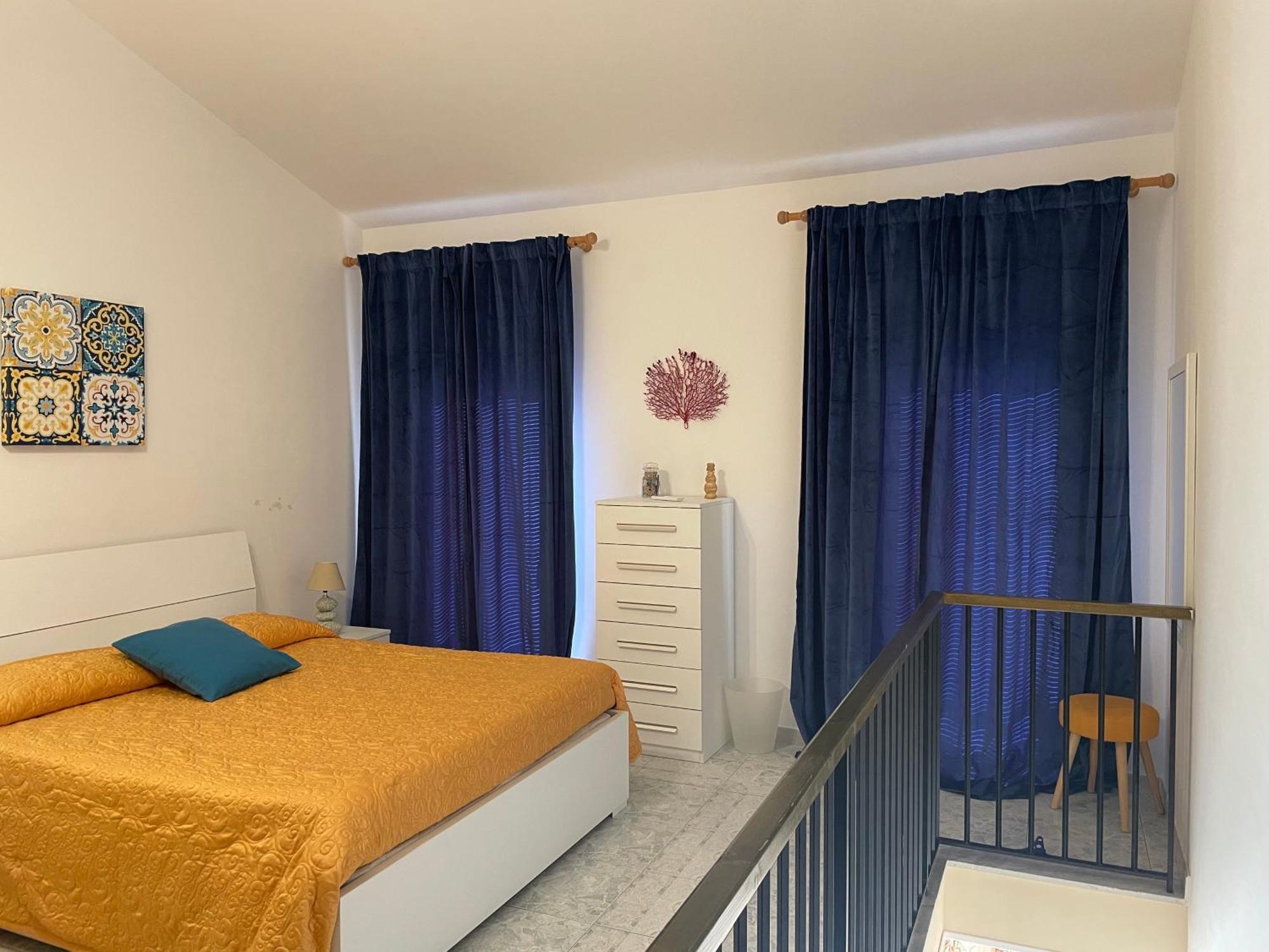 Tuttifrutti Holiday Acireale Bagian luar foto