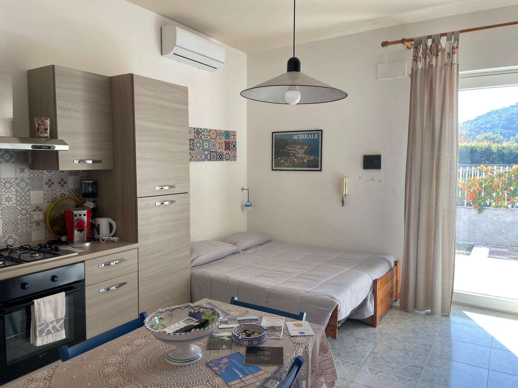 Tuttifrutti Holiday Acireale Bagian luar foto