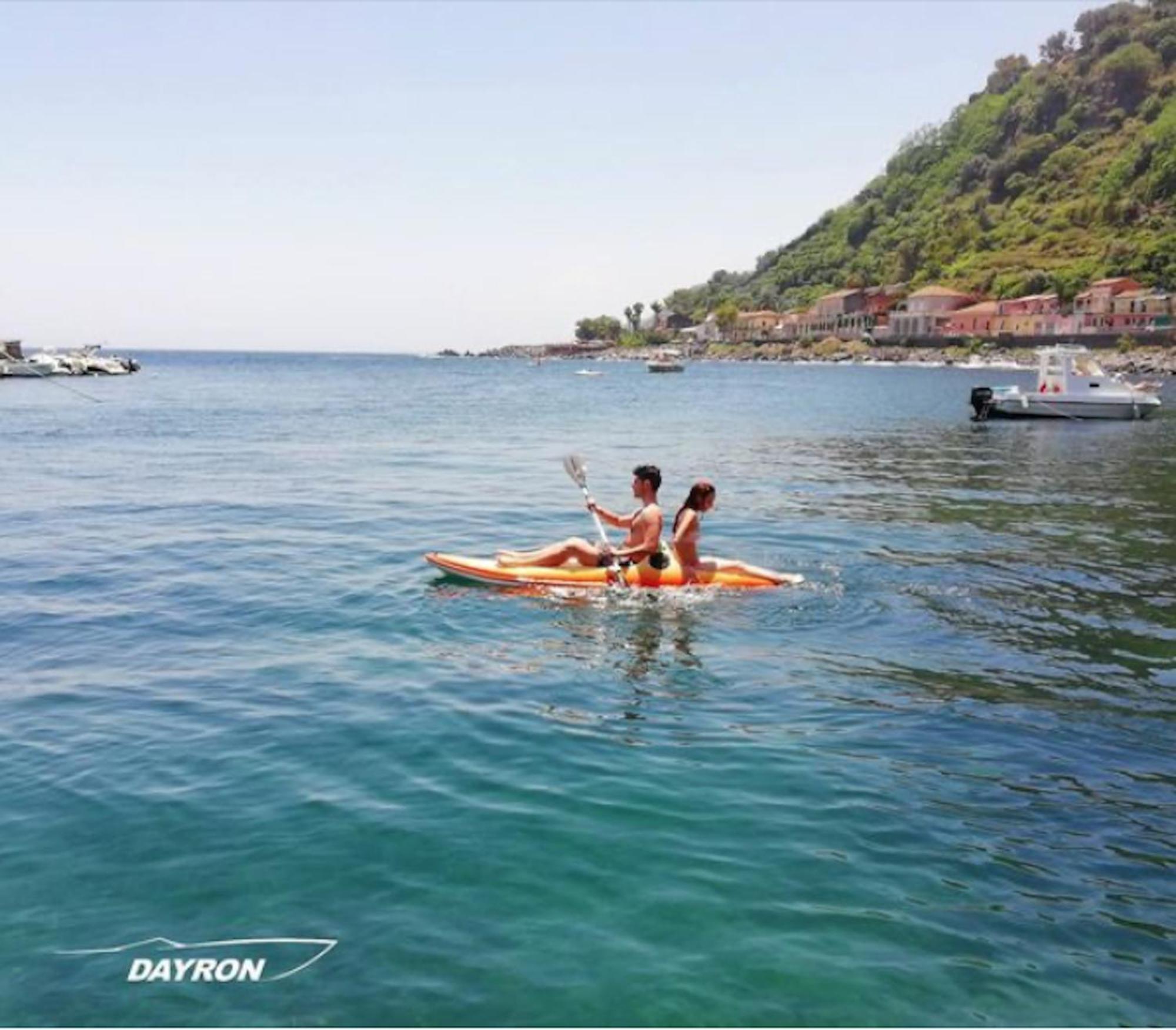 Tuttifrutti Holiday Acireale Bagian luar foto